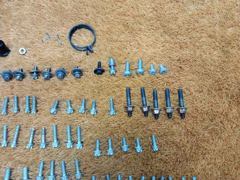 Болты и гайки ДВС, 750 рублей, Красноярск