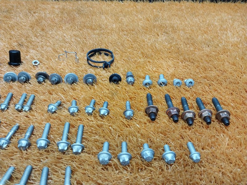 Болты и гайки ДВС, 750 рублей, Красноярск