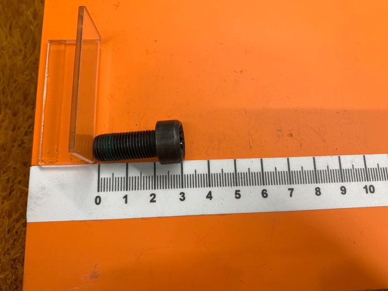 Болт маховика, 380 рублей, Красноярск