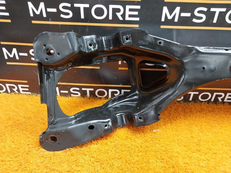 Балка поперечная (подрамник), 300 рублей, Красноярск