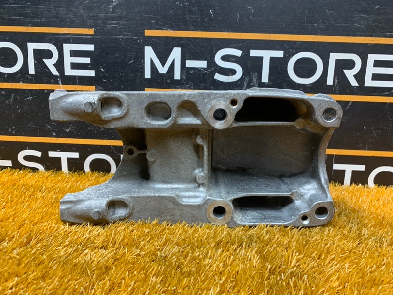 Кронштейн подушки двигателя, 930 рублей, Красноярск