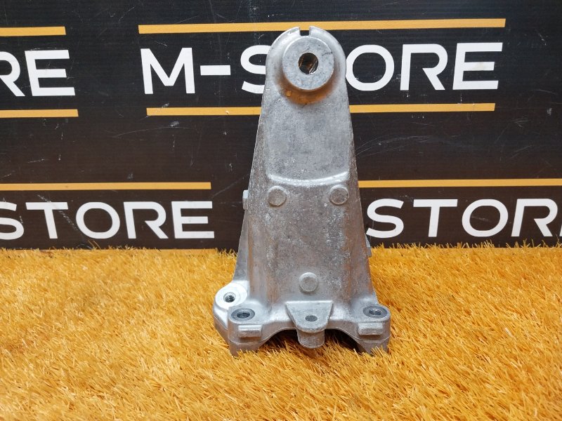 Кронштейн подушки двигателя, 1820 рублей, Красноярск