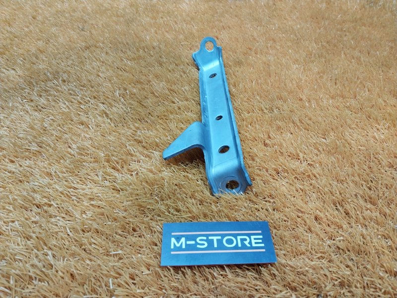 Кронштейн интеркулера, 340 рублей, Красноярск