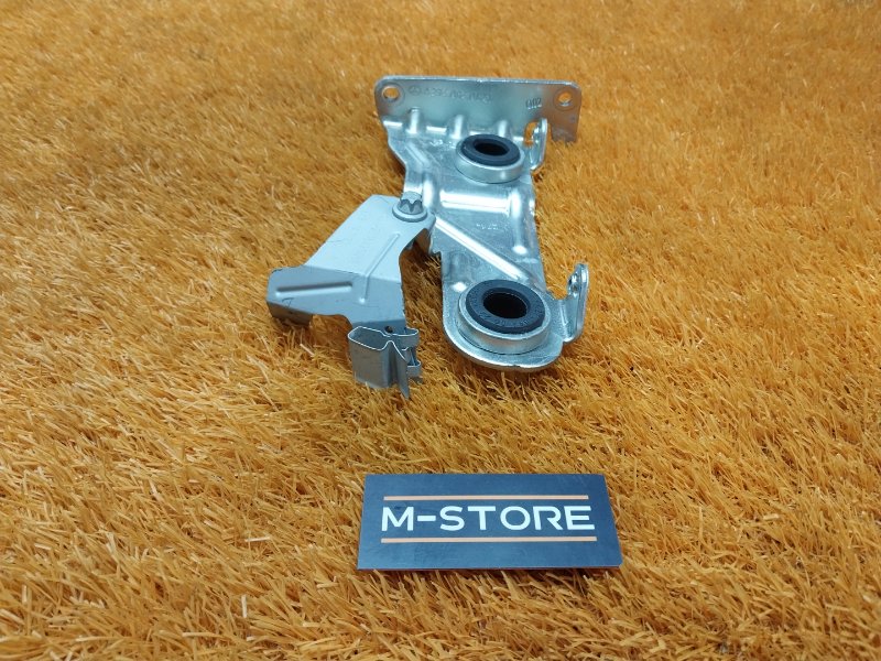 кронштейн, 300 рублей, Красноярск