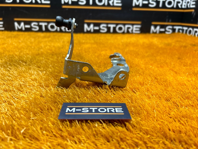 кронштейн, 300 рублей, Красноярск