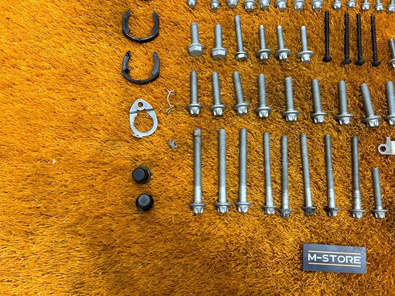 Болты и гайки ДВС, 810 рублей, Красноярск