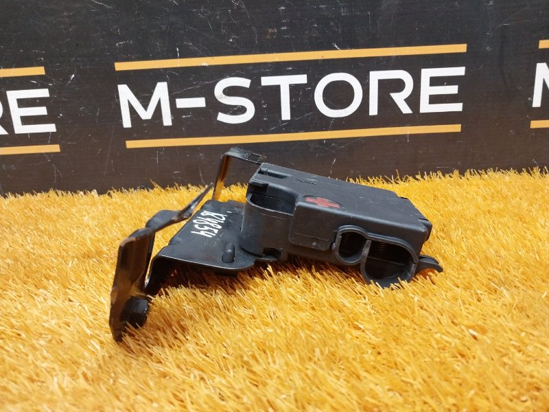 Клемма аккумулятора плюс, 500 рублей, Красноярск