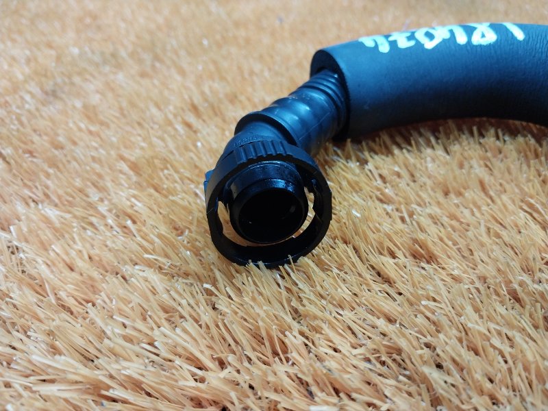 Патрубок картерных газов, 500 рублей, Красноярск