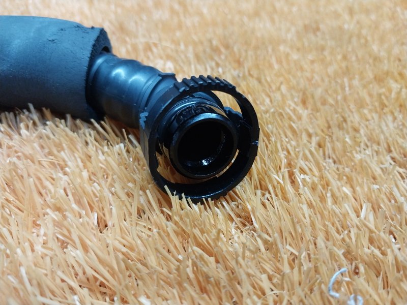 Патрубок картерных газов, 500 рублей, Красноярск