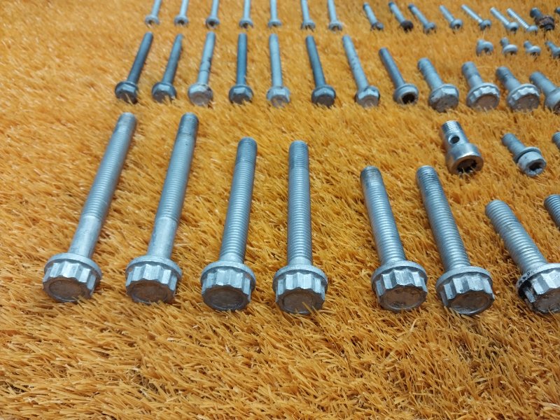 Болты и гайки ДВС, 630 рублей, Красноярск