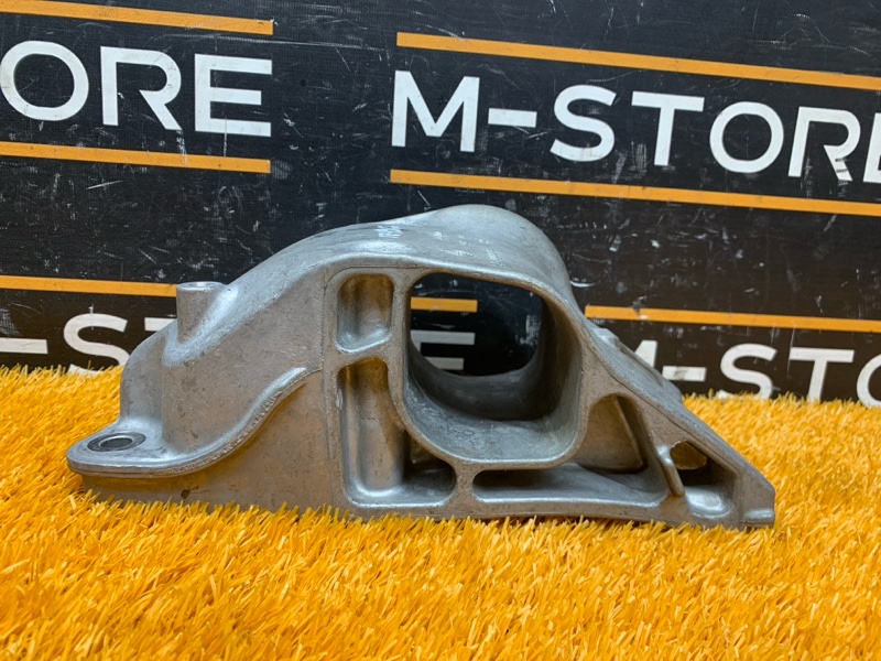 Кронштейн подушки двигателя, 930 рублей, Красноярск