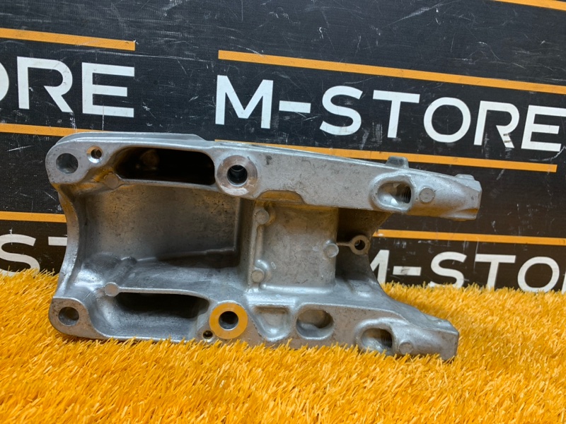 Кронштейн подушки двигателя, 930 рублей, Красноярск