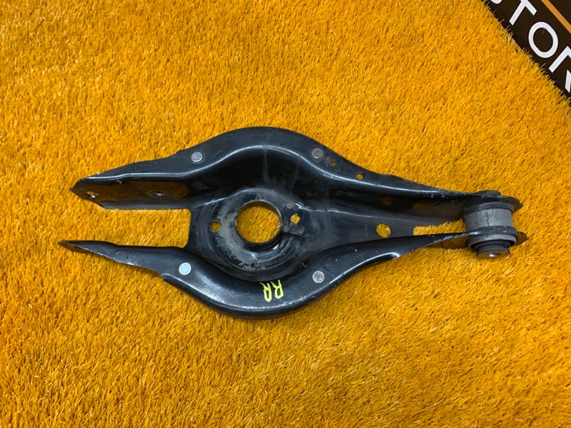 Рычаг подвески нижний, 1400 рублей, Красноярск