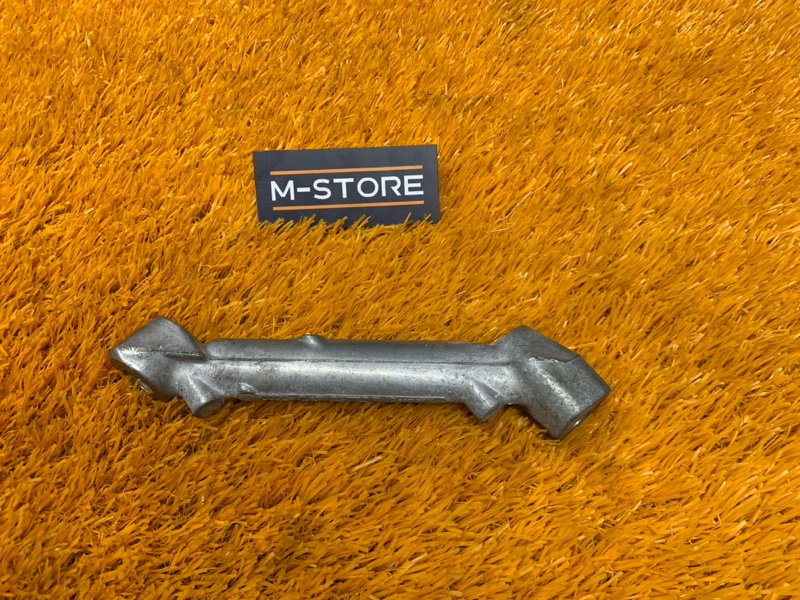 Кронштейн впускного коллектора, 230 рублей, Красноярск