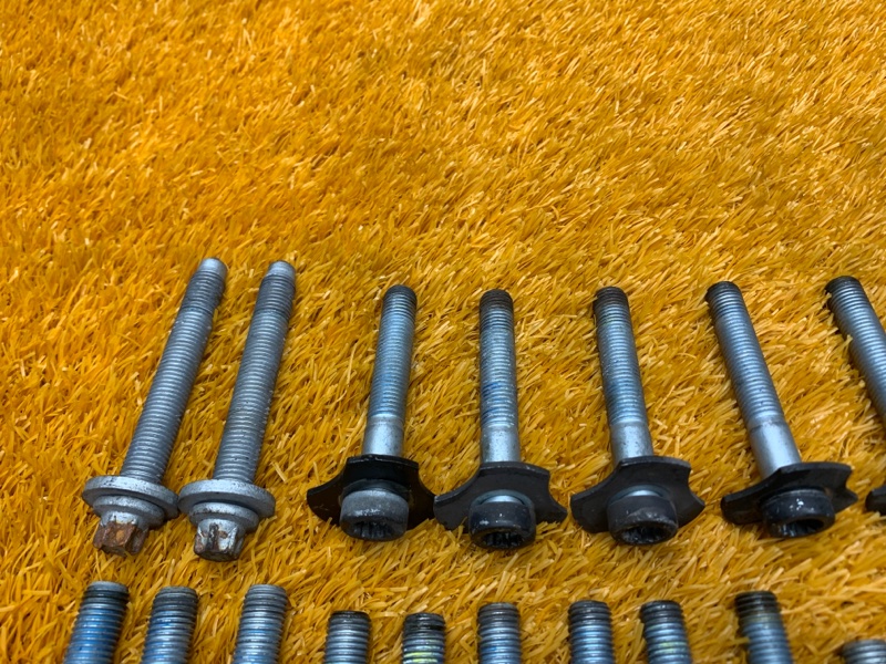 Болты и гайки ДВС, 570 рублей, Красноярск