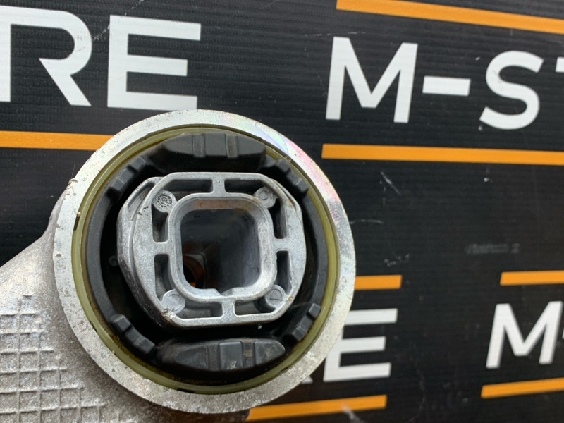 Балка поперечная (подрамник), 3800 рублей, Красноярск