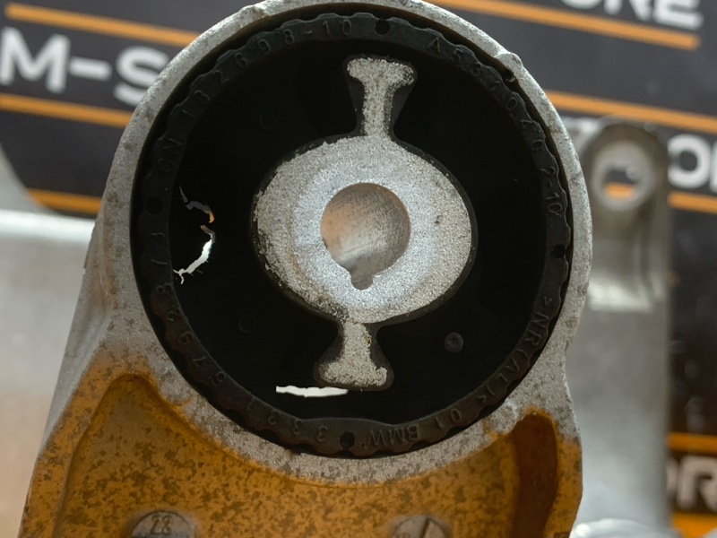 Балка поперечная (подрамник), 3800 рублей, Красноярск