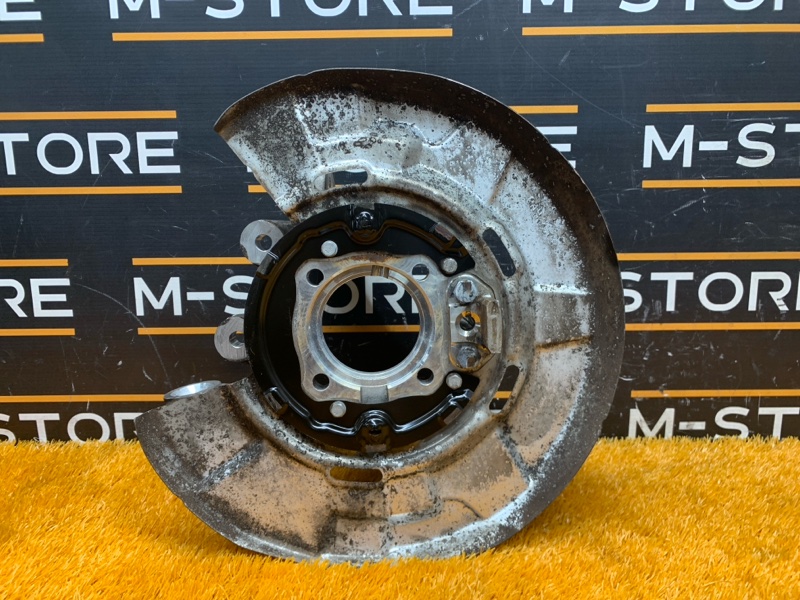 кулак поворотный, 2000 рублей, Красноярск