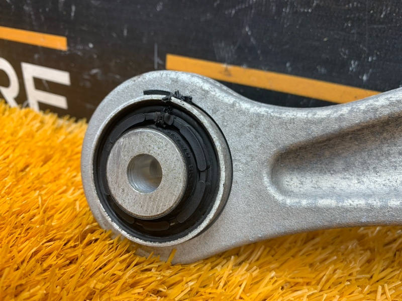 Рычаг подвески верхний, 1000 рублей, Красноярск