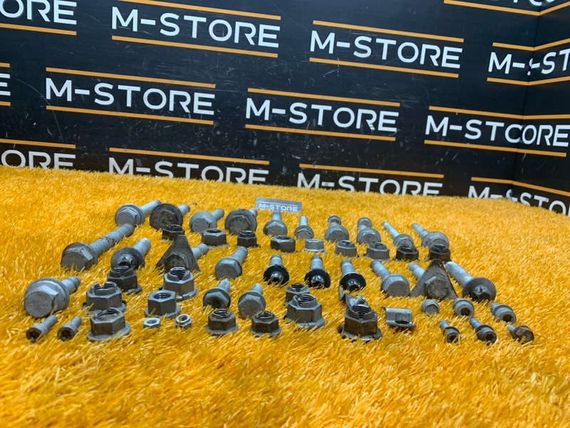 Болты и гайки задней подвески, 630 рублей, Красноярск