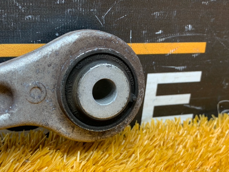 Рычаг подвески верхний, 1060 рублей, Красноярск