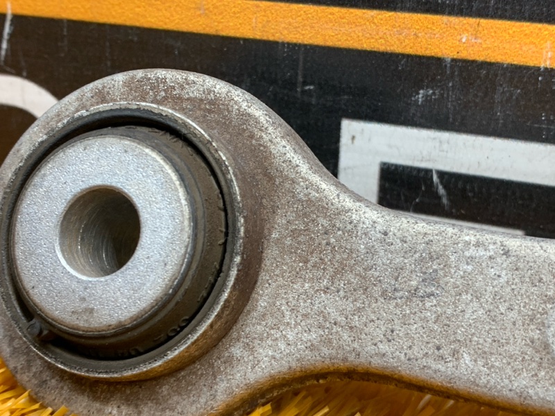 Рычаг подвески верхний, 960 рублей, Красноярск