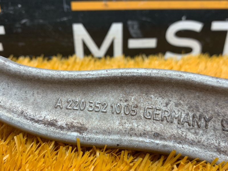 Рычаг подвески верхний, 960 рублей, Красноярск