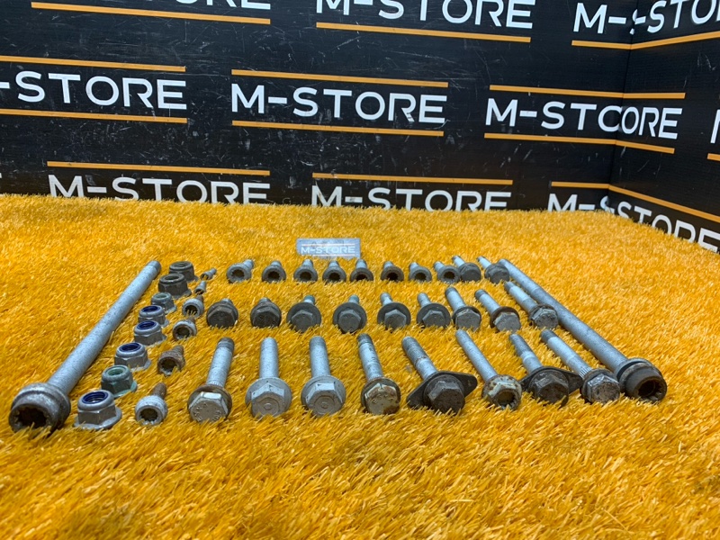 Болты и гайки задней подвески, 630 рублей, Красноярск