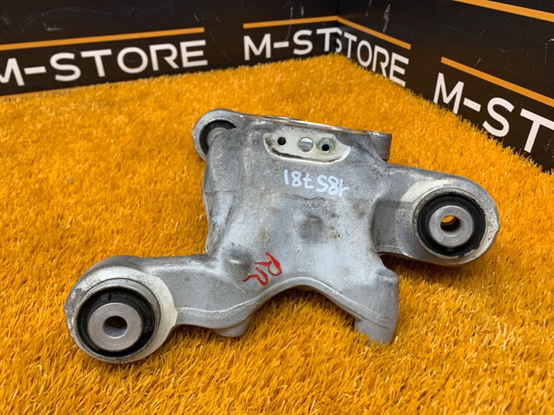 кулак поворотный, 2000 рублей, Красноярск