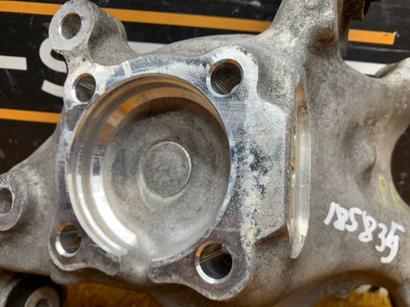 кулак поворотный, 2000 рублей, Красноярск