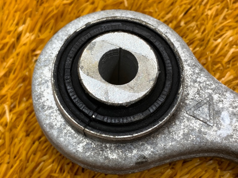 Рычаг подвески верхний, 500 рублей, Красноярск