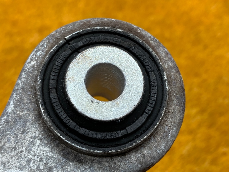 Рычаг подвески верхний, 500 рублей, Красноярск