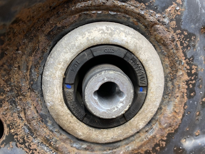 Балка поперечная (подрамник), 4000 рублей, Красноярск