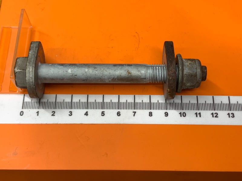 Болт развальный, 600 рублей, Красноярск