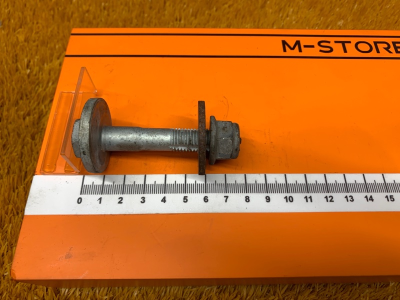 Болт развальный, 600 рублей, Красноярск