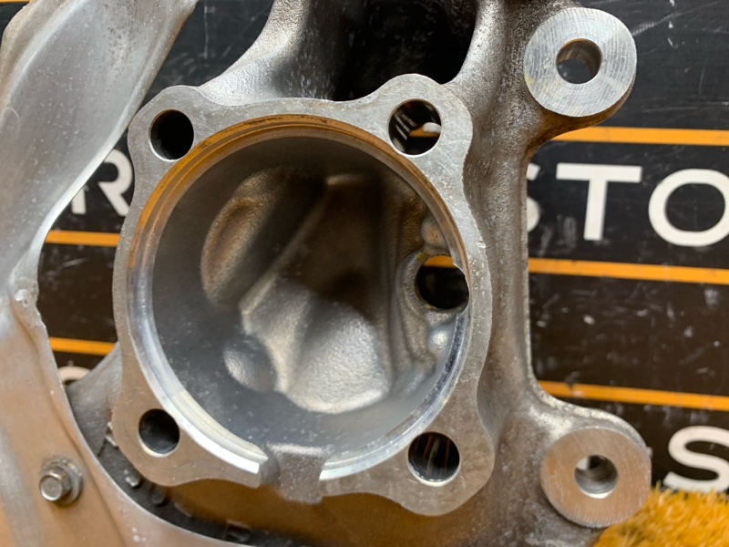 кулак поворотный, 5000 рублей, Красноярск