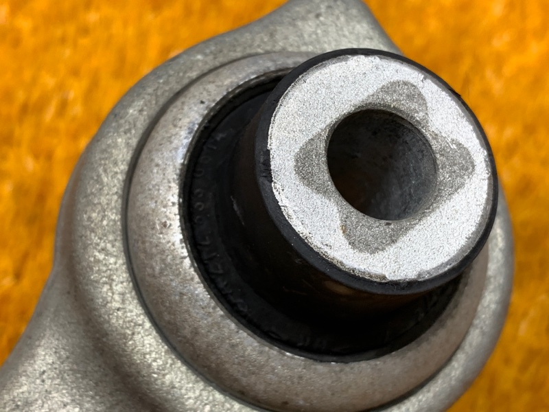 Рычаг подвески нижний, 2500 рублей, Красноярск