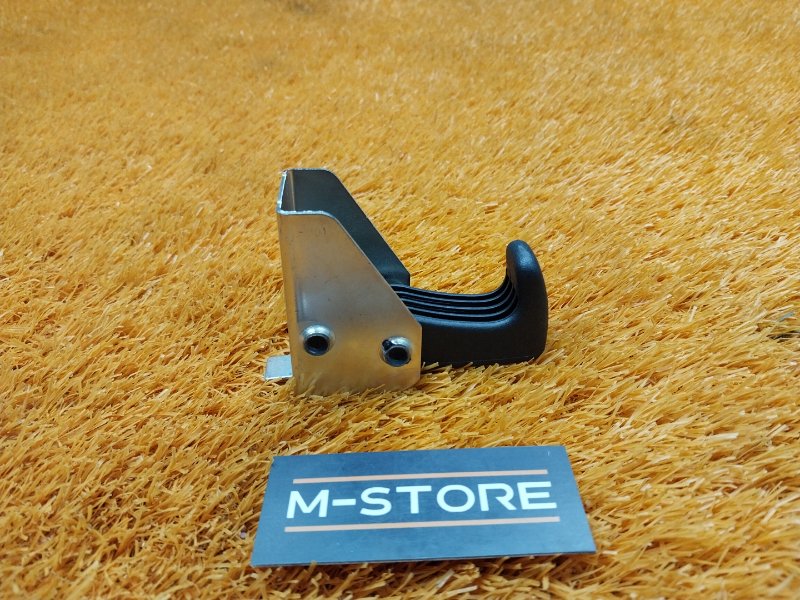 крючок багажника, 340 рублей, Красноярск