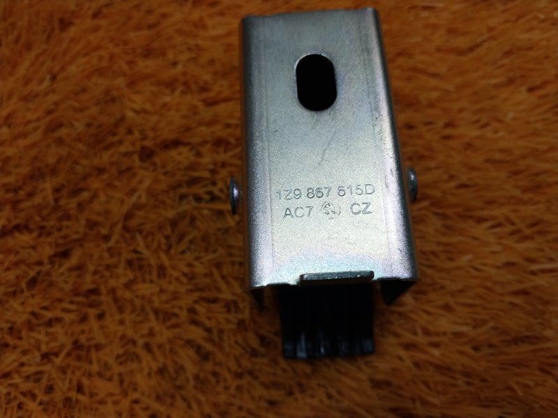 крючок багажника, 340 рублей, Красноярск