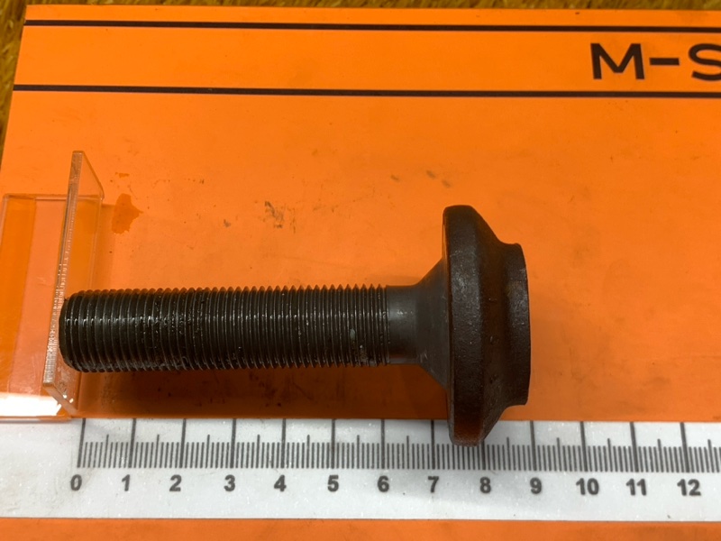 Болт привода, 200 рублей, Красноярск