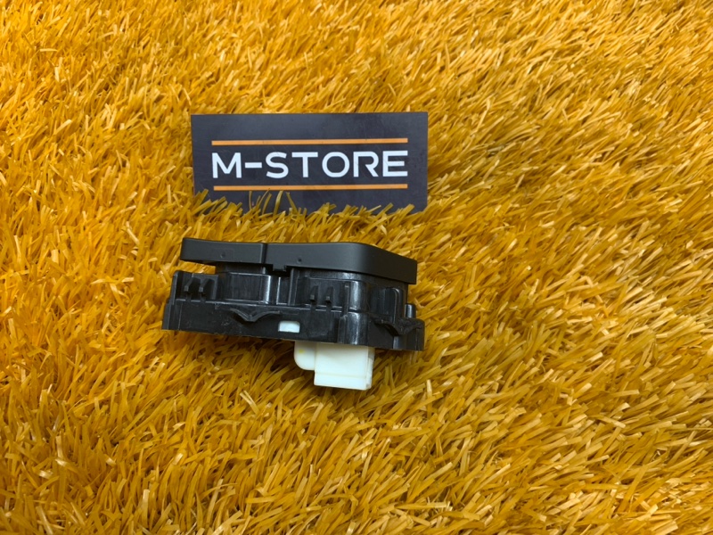 Кнопка центрального замка, 350 рублей, Красноярск