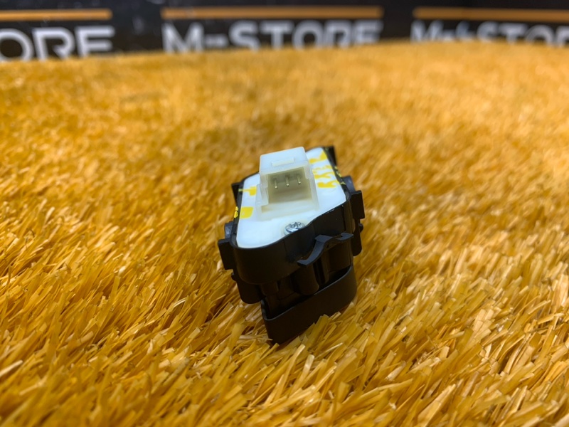 Кнопка центрального замка, 350 рублей, Красноярск