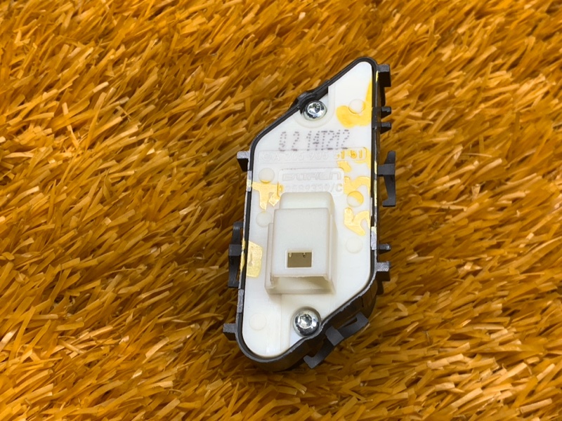 Кнопка центрального замка, 350 рублей, Красноярск