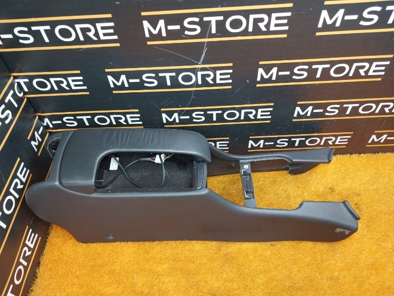 подлокотник, 2440 рублей, Красноярск