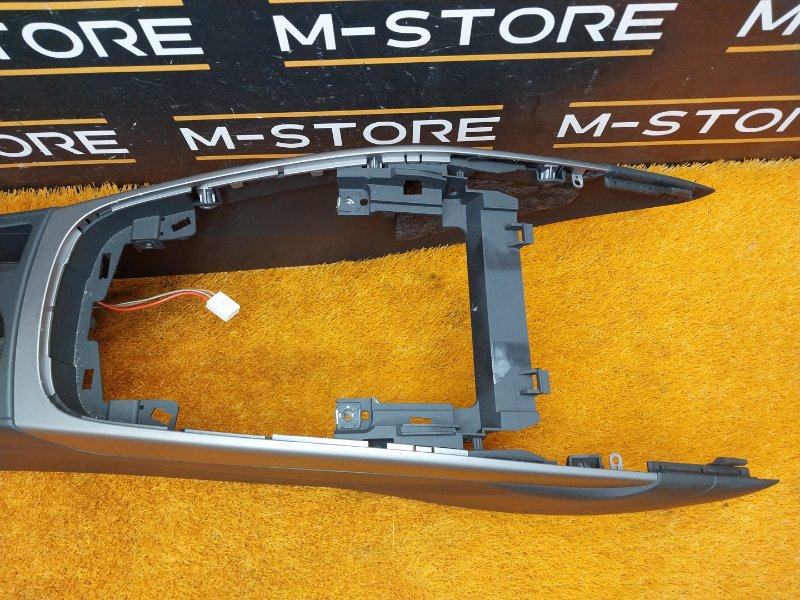 подлокотник, 2440 рублей, Красноярск