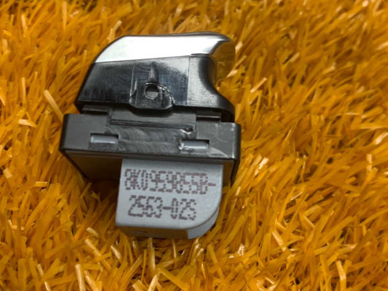 кнопка стеклоподъемника, 300 рублей, Красноярск