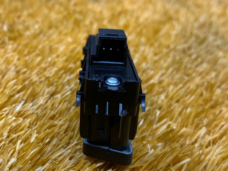 Кнопка центрального замка, 300 рублей, Красноярск