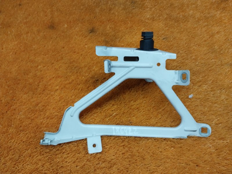 крепление крыла, 670 рублей, Красноярск