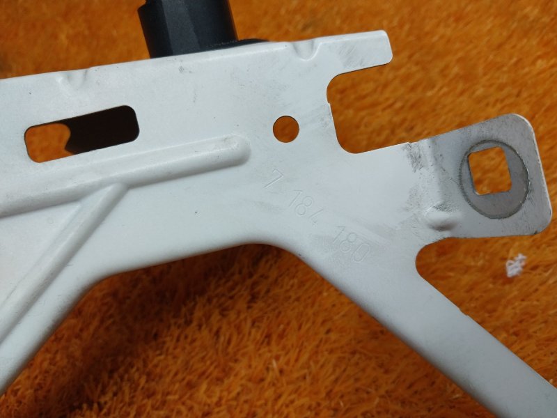 крепление крыла, 670 рублей, Красноярск