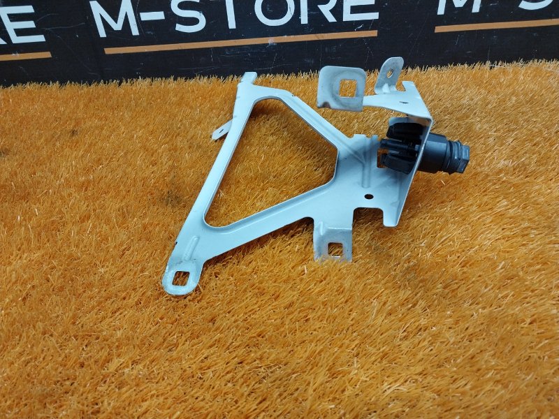 крепление крыла, 670 рублей, Красноярск